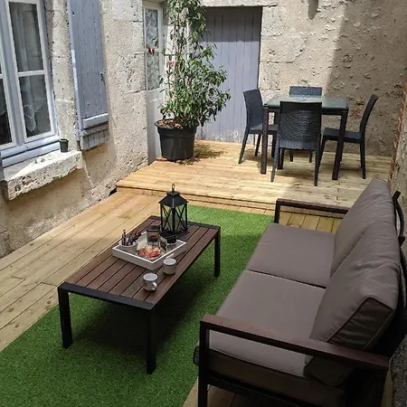 Appartement Au Coeur Du Centre Ville De Blois Exterior photo