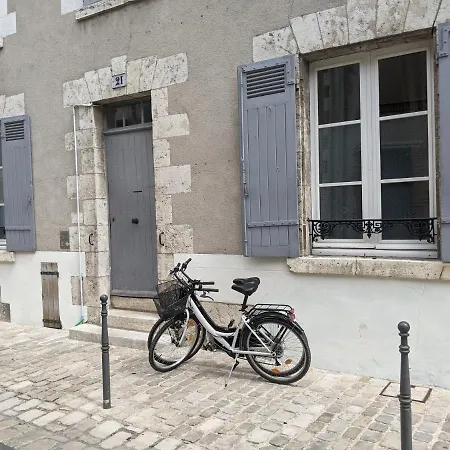Appartement Au Coeur Du Centre Ville De Blois Exterior photo