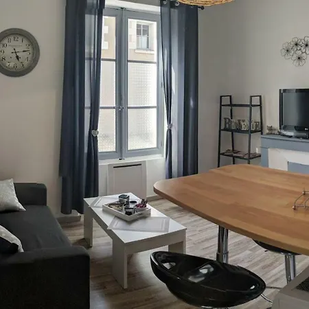 Appartement Au Coeur Du Centre Ville De Blois Exterior photo